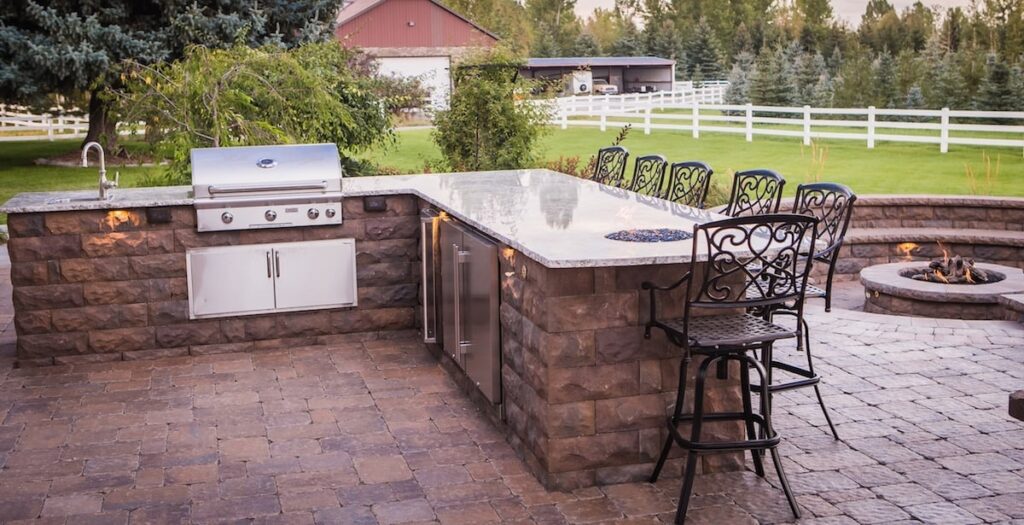 Outdoor Kitchen Plans | Top 5 Mistakes to Avoid