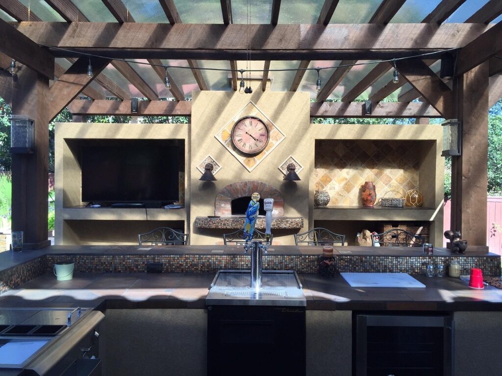 Finishing Up the Outdoor Kitchen!